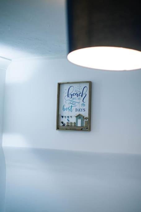 The Beach Suite - Top Floor With Easy Invest โลเวสทอฟต์ ภายนอก รูปภาพ